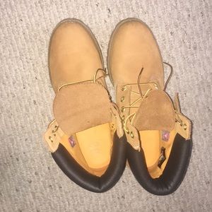 Wheat Men’s 6-Inch Premium Waterproof Boots